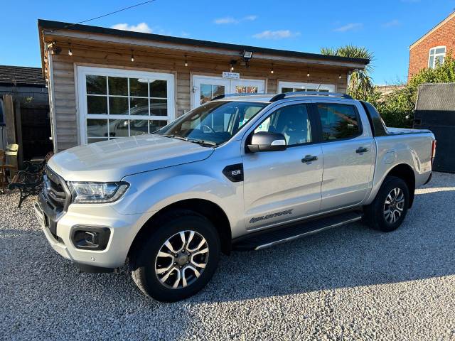 Ford Ranger Pick Up Double Cab Wildtrak 3.2 EcoBlue 200 Auto Pick Up Diesel Moondust Silver