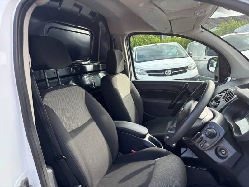 Nissan Nv250 2021 (21)