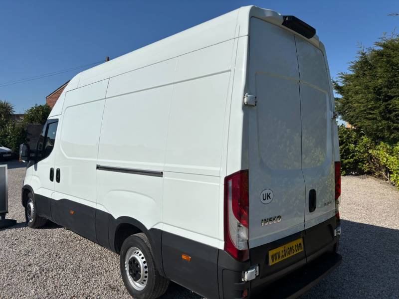 IVECO Daily 2021 (71)