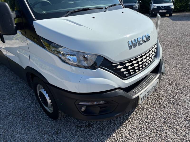 IVECO Daily 2021 (71)