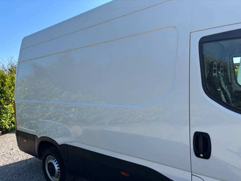 IVECO Daily 2021 (71)