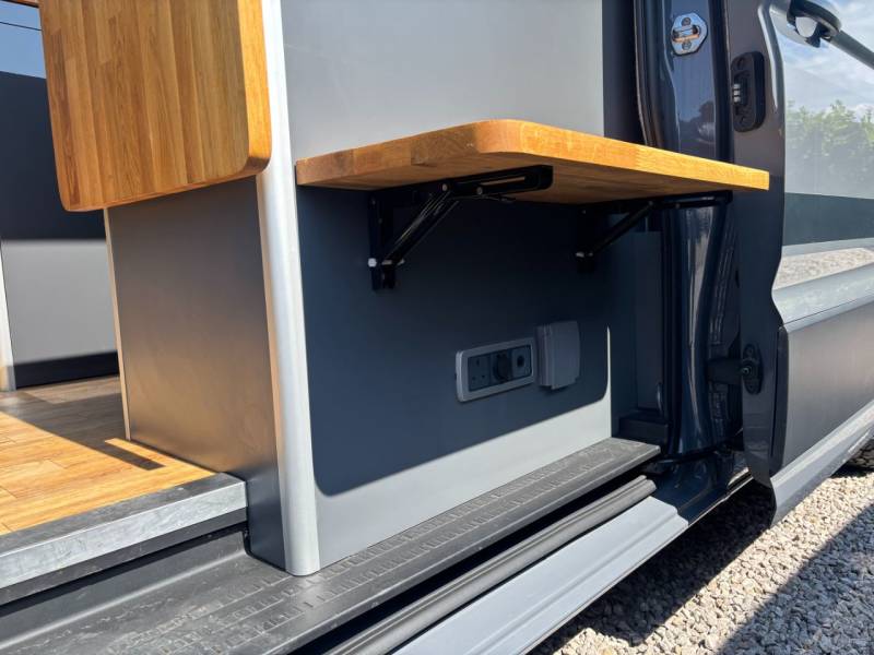 Volkswagen Crafter 2022 (22)