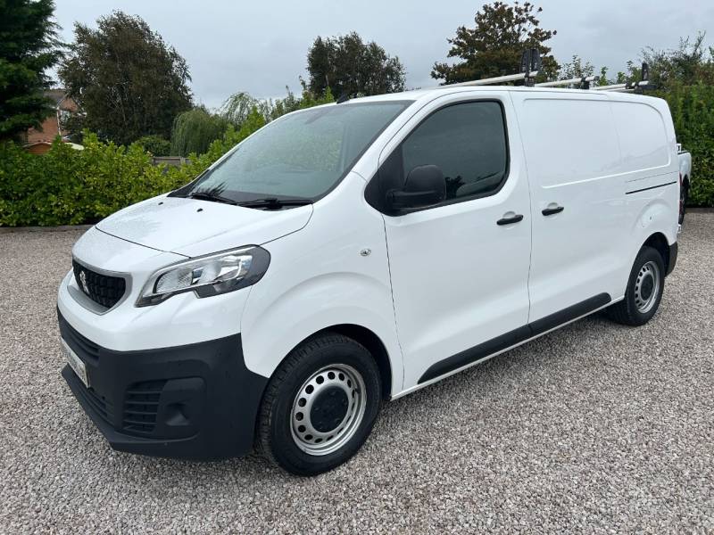 Peugeot Expert 2020 (20)