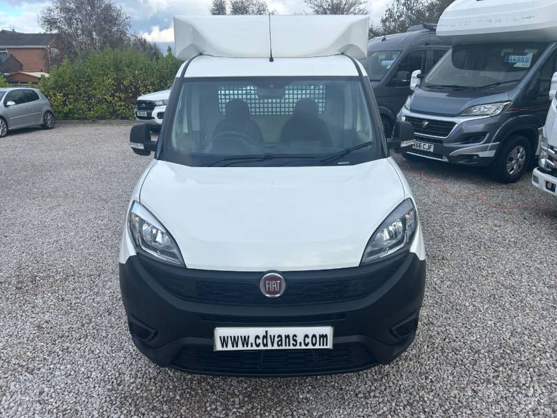 Fiat Doblo 2021 (71)