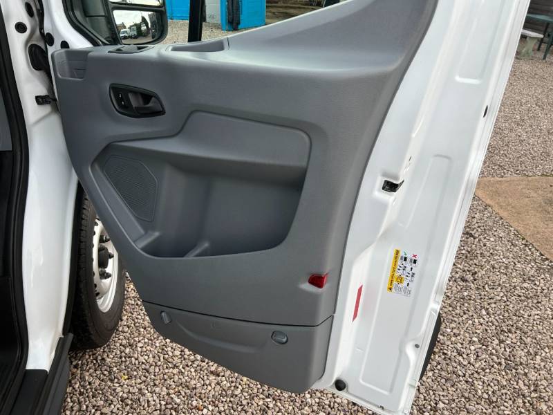 Ford Transit 2019 (68)