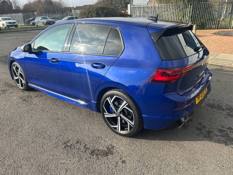 Volkswagen Golf 2021 (21)