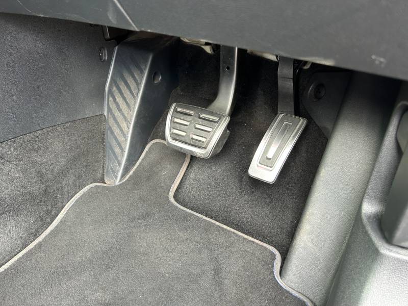 Volkswagen Golf 2021 (21)