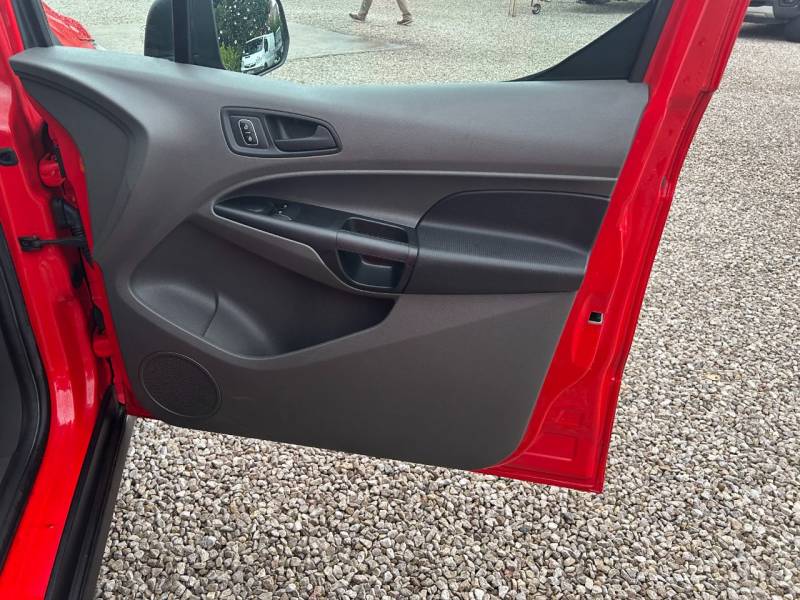 Ford Transit Connect 2020 (70)