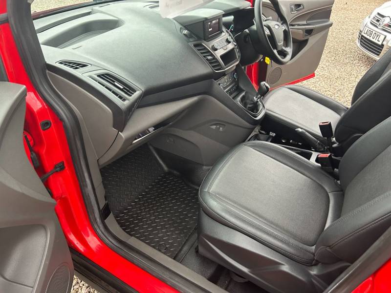 Ford Transit Connect 2020 (70)