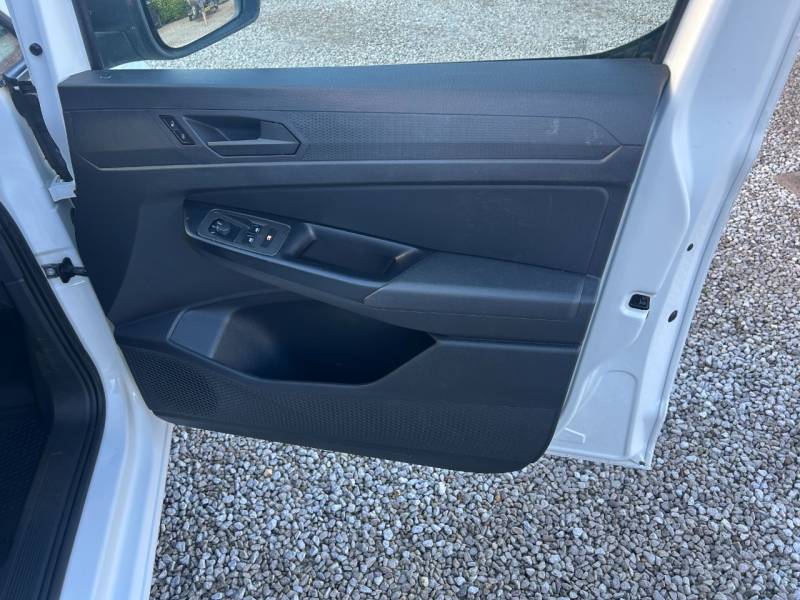 Volkswagen Caddy 2021 (21)