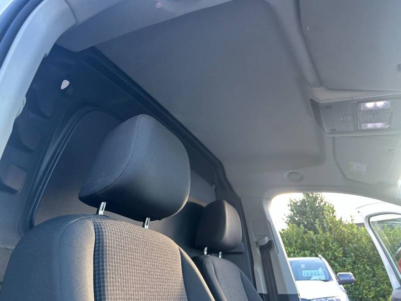 Volkswagen Caddy 2021 (21)