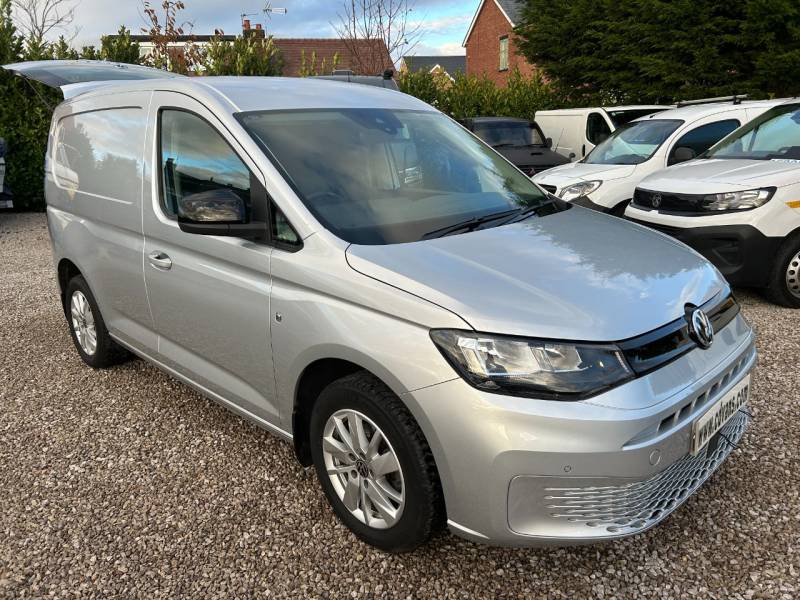 Volkswagen Caddy 2023 (23)