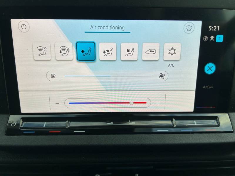 Volkswagen Caddy 2023 (23)