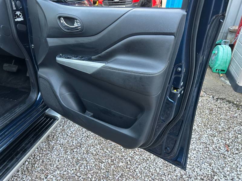 Nissan Navara 2021 (71)