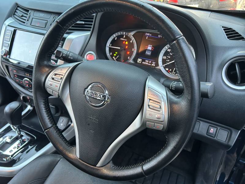 Nissan Navara 2021 (71)