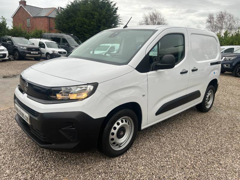 Vauxhall Combo Cargo 2024 (24)