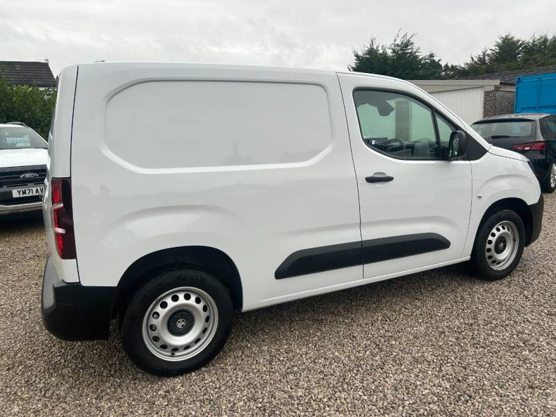 Vauxhall Combo Cargo 2024 (24)