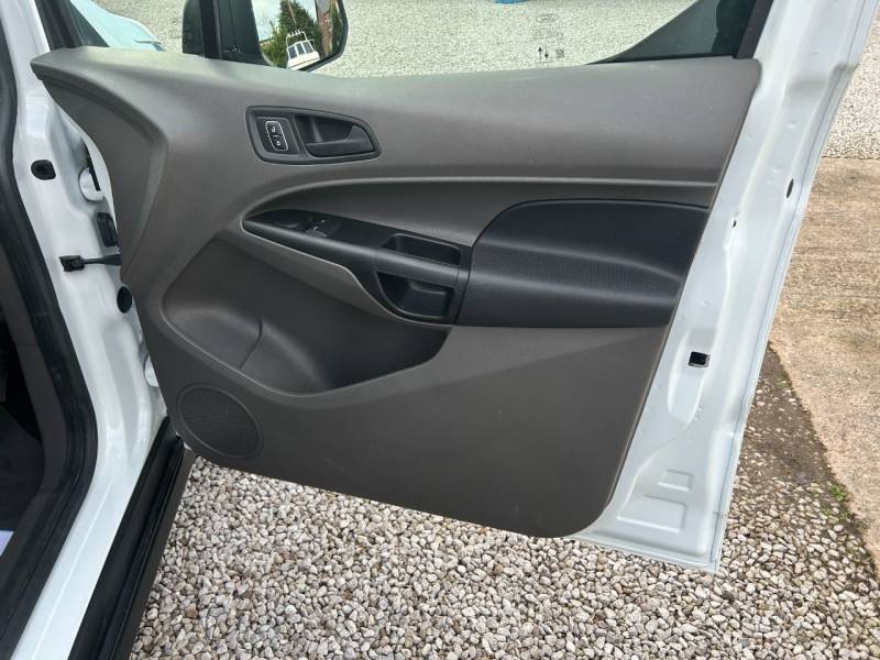 Ford Transit Connect 2021 (71)