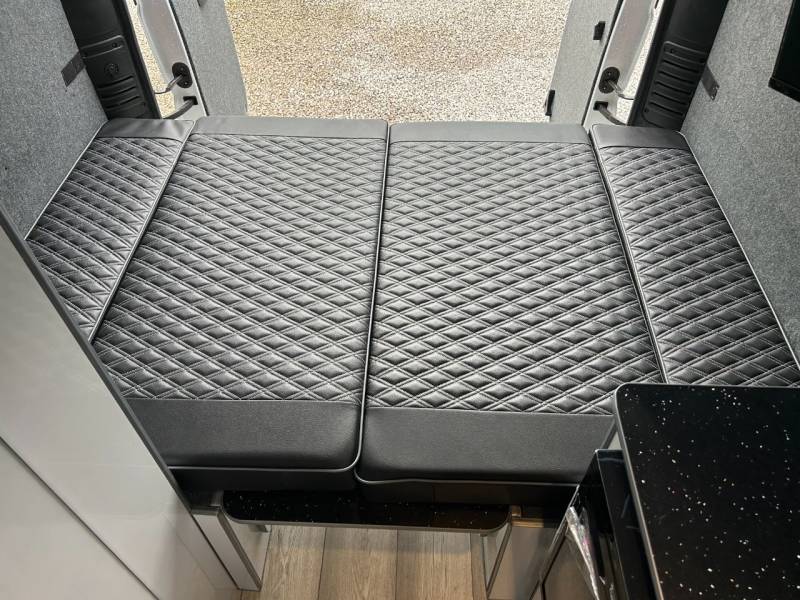 Vauxhall Movano 2023 (23)