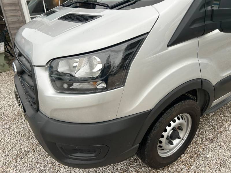 Ford Transit 2020 (20)