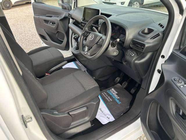 2022 Vauxhall Combo Cargo 1.5 Turbo D 100ps H1 Dynamic Van [6 Speed]