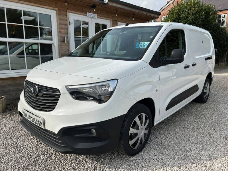 Vauxhall Combo Cargo 2022 (22)