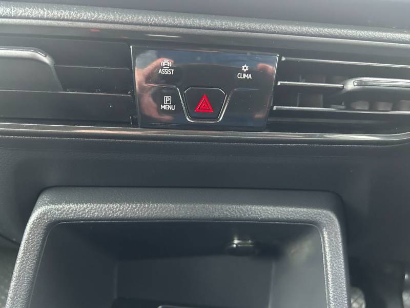 Volkswagen Caddy 2023 (23)