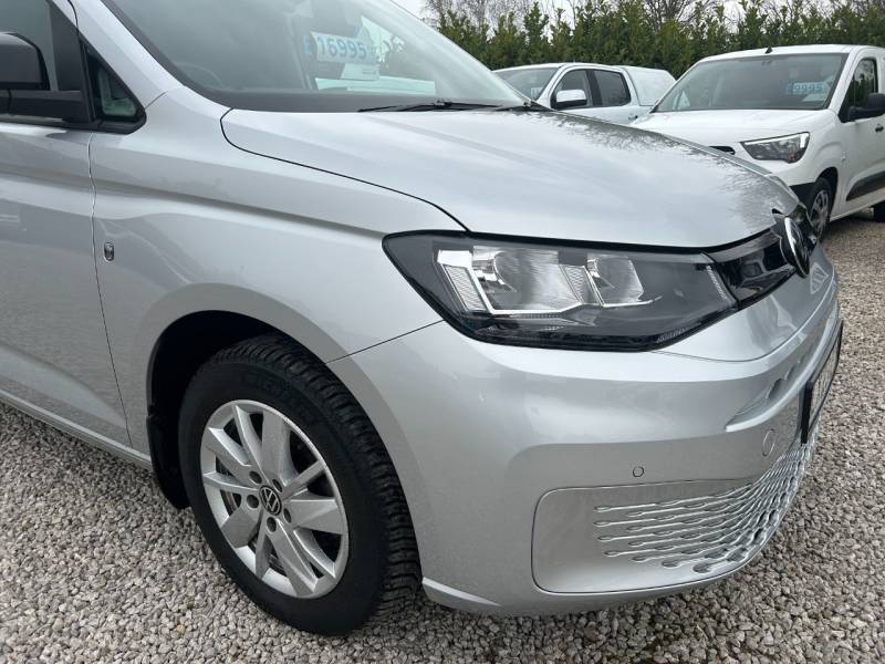 Volkswagen Caddy 2023 (23)