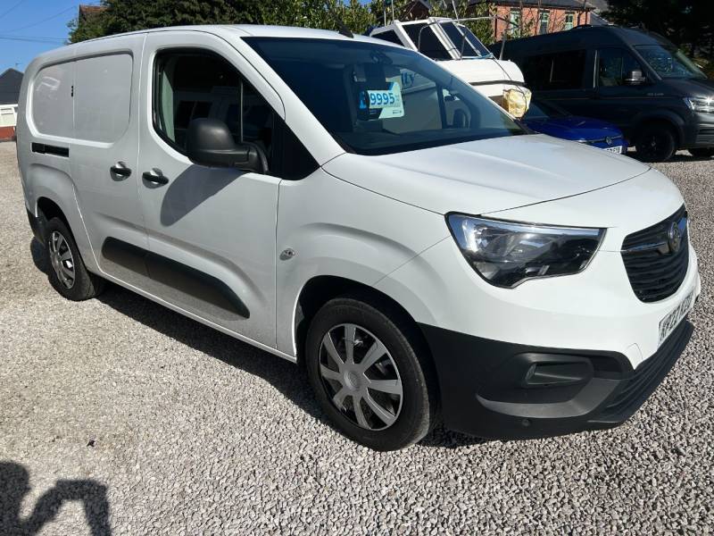 Vauxhall Combo Cargo 2022 (22)