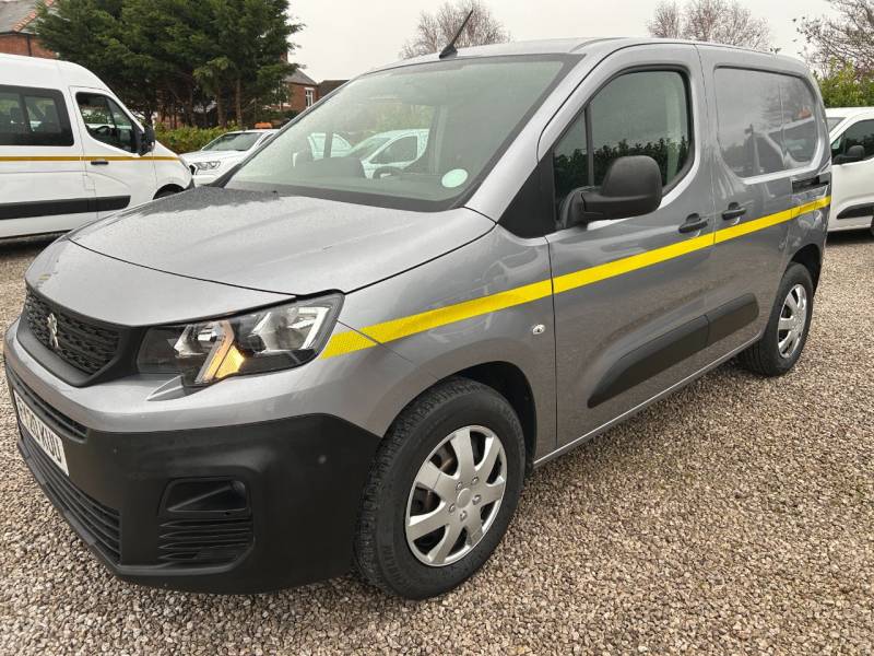 Peugeot Partner 2020 (20)