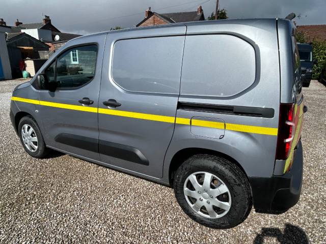 2020 Peugeot Partner 1000 1.5 BlueHDi 100 Grip Van