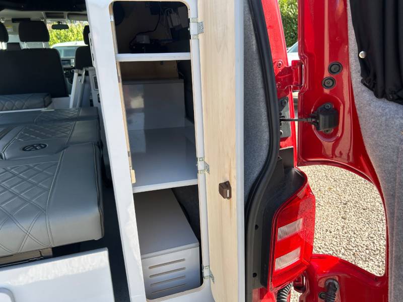 Volkswagen Transporter 2017 (67)