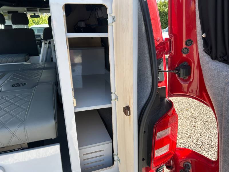 Volkswagen Transporter 2017 (67)