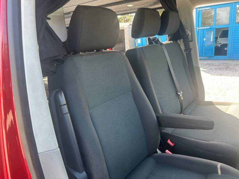 Volkswagen Transporter 2017 (67)