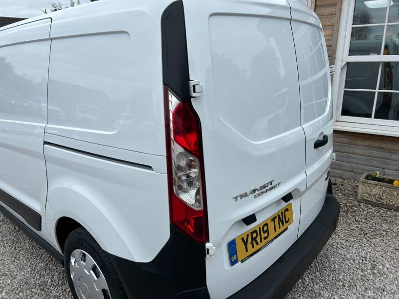 Ford Transit Connect 2019 (19)