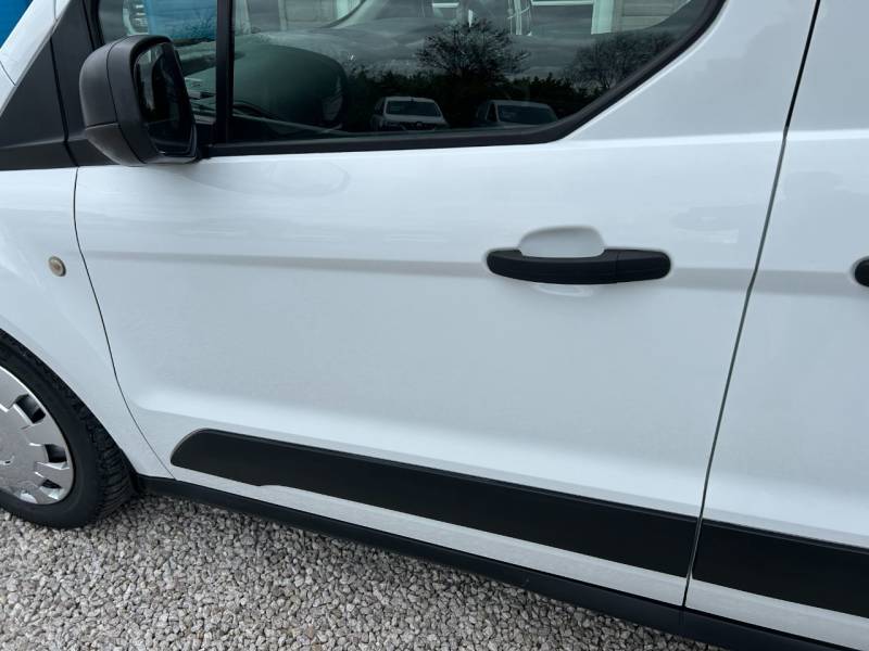 Ford Transit Connect 2019 (19)