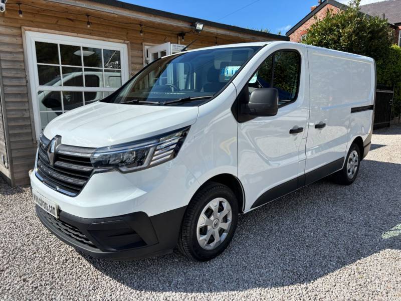 Renault Trafic 2022 (72)
