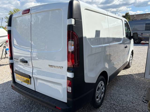 2022 Renault Trafic 2.0 SL28 Blue dCi 130 Business L1H1 Van