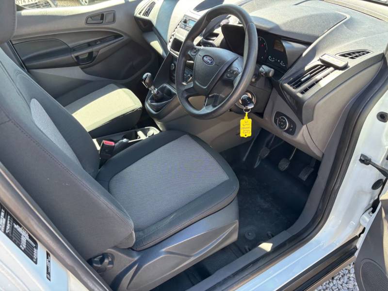 Ford Transit Connect 2019 (19)