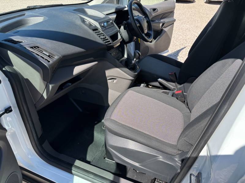 Ford Transit Connect 2019 (19)