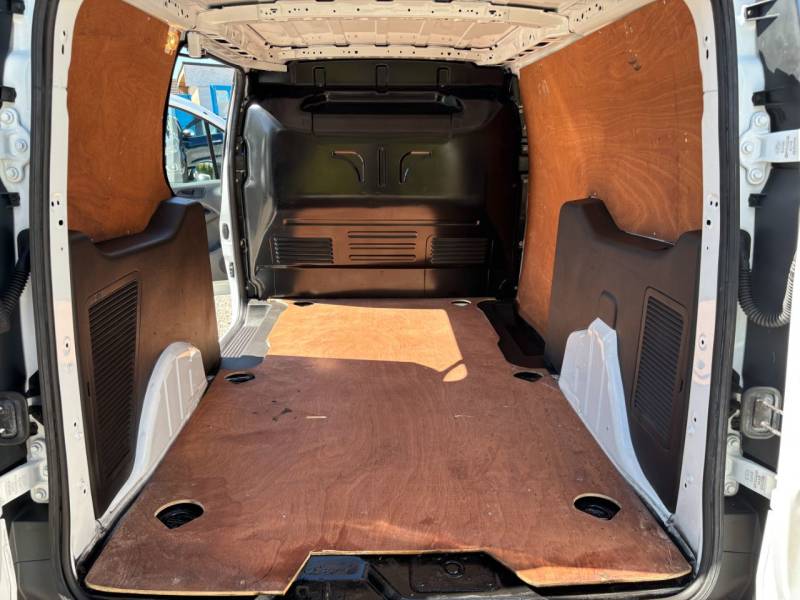 Ford Transit Connect 2019 (19)