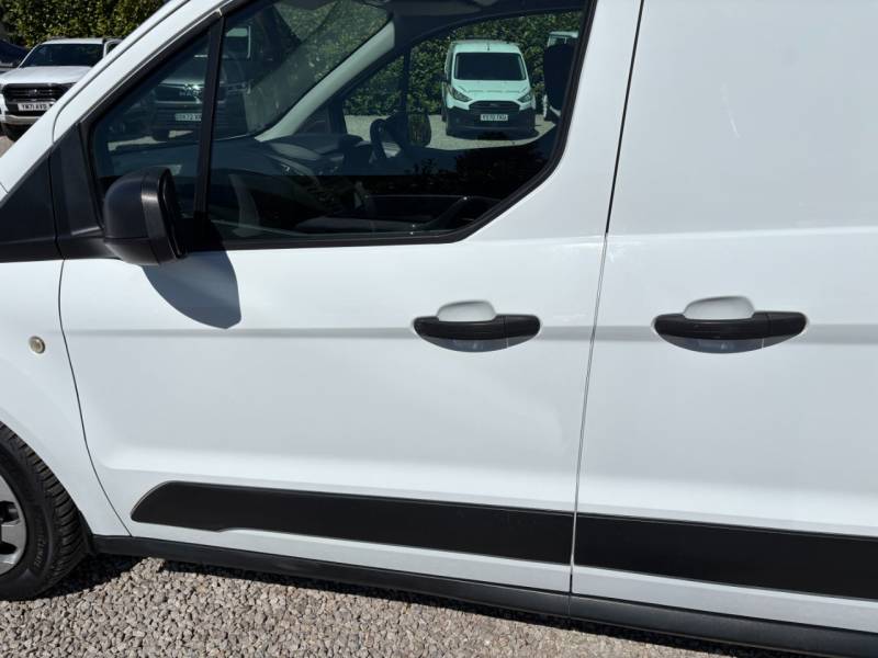 Ford Transit Connect 2019 (19)