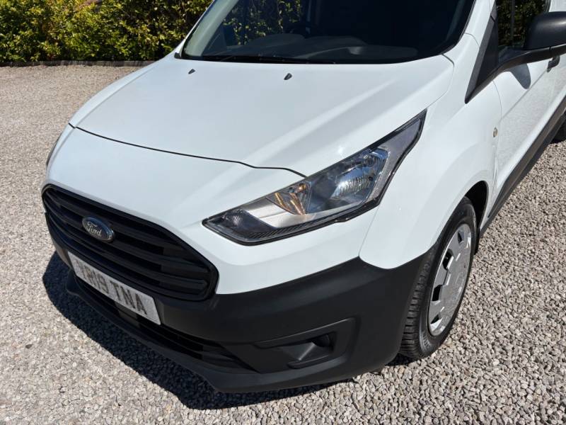 Ford Transit Connect 2019 (19)
