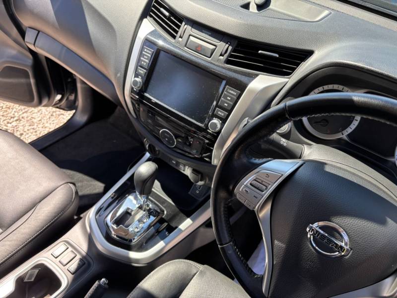Nissan Navara 2021 (71)