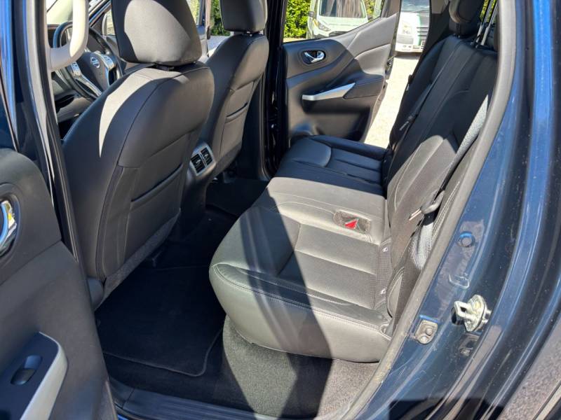 Nissan Navara 2021 (71)