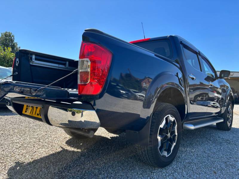 Nissan Navara 2021 (71)
