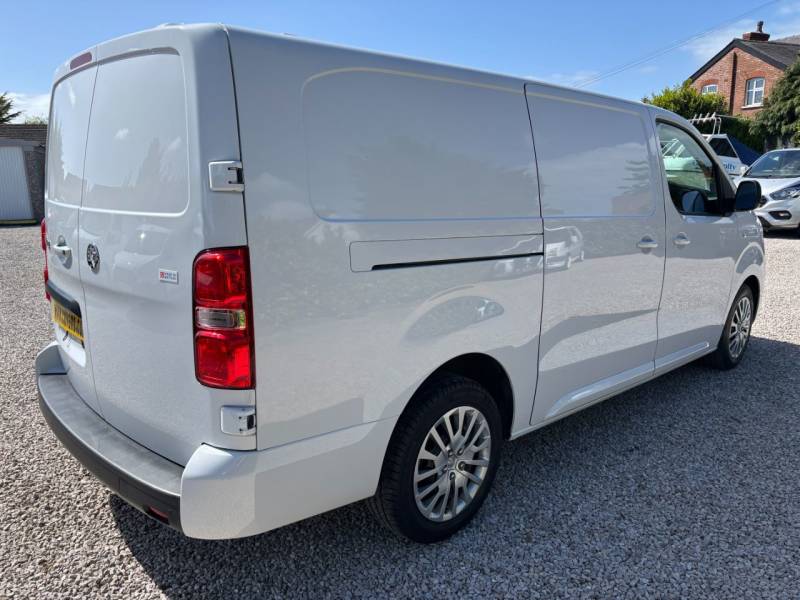 Vauxhall Vivaro 2023 (72)