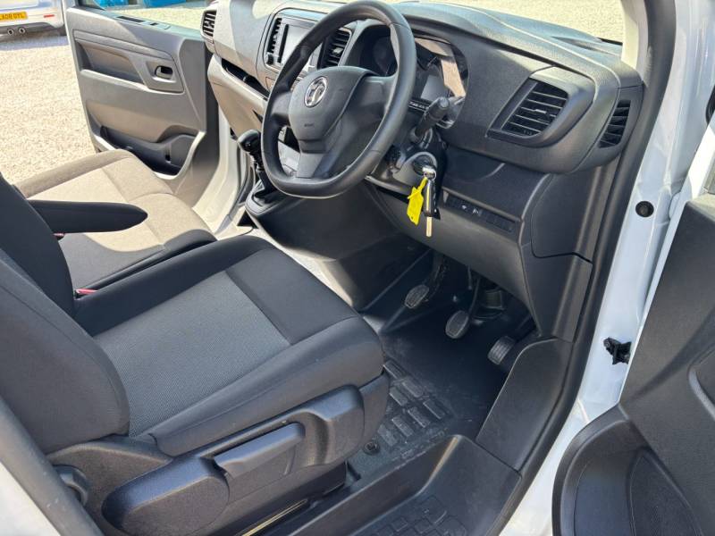 Vauxhall Vivaro 2023 (72)