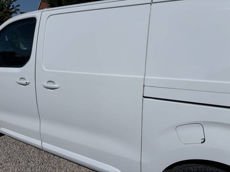 Vauxhall Vivaro 2023 (72)