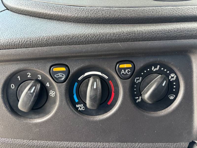 Ford Transit 2019 (19)